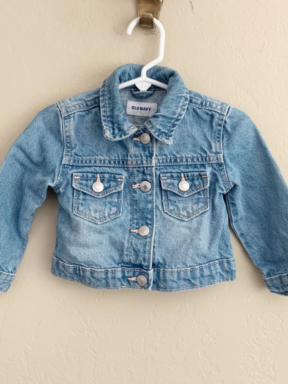 Old Navy Jean Jacket • 12-18 Months Good